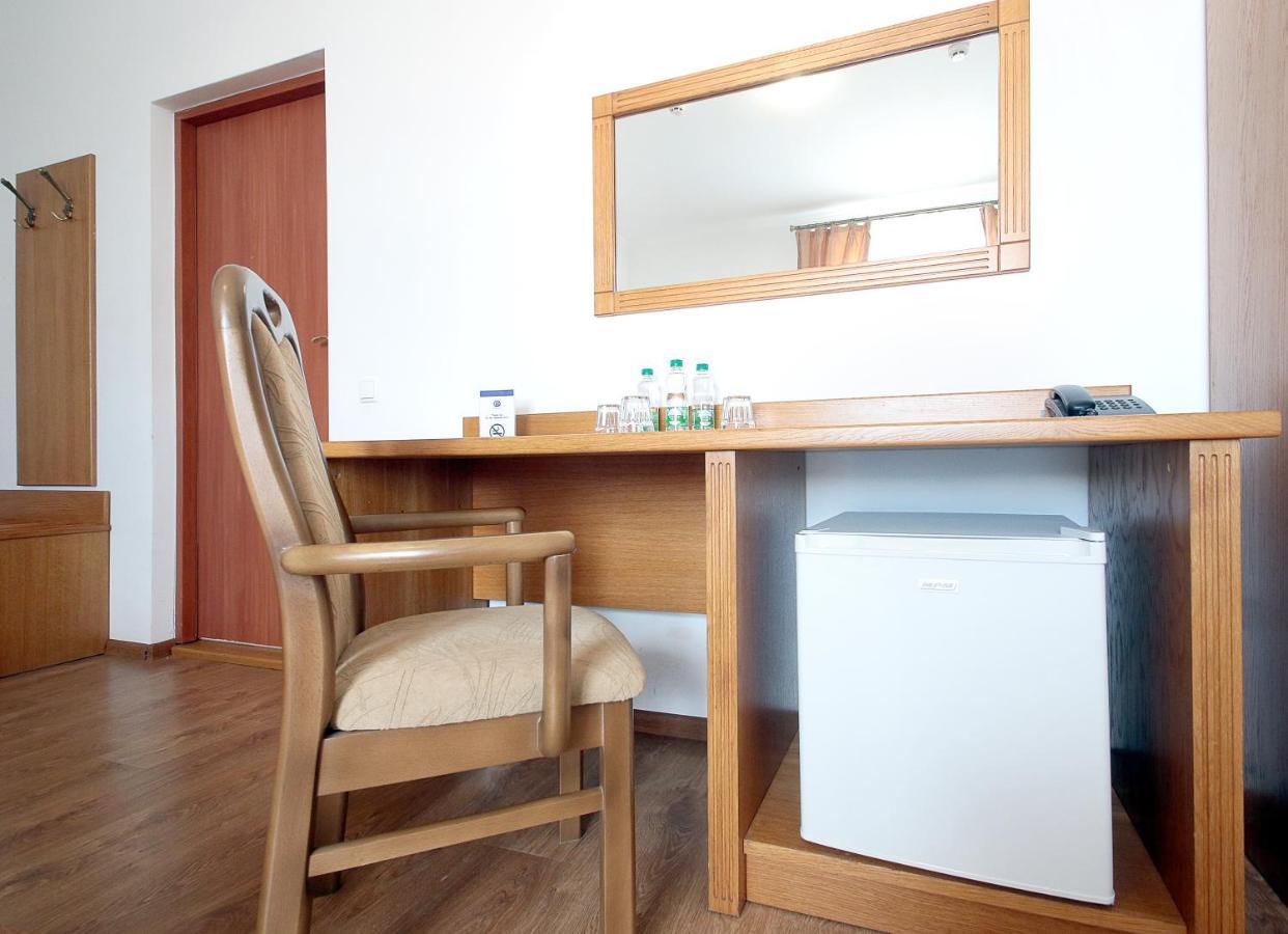 Kook Hotel & Rest Ryasne-Ruske Bagian luar foto